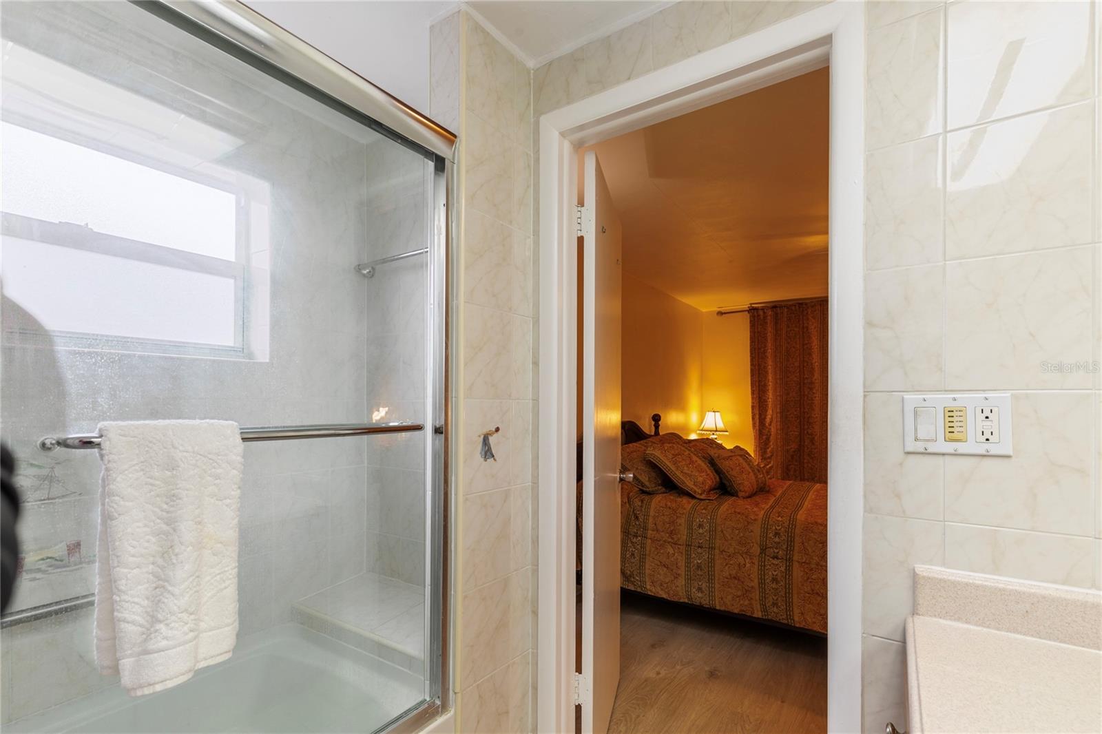 BEACON SQUARE - Residential