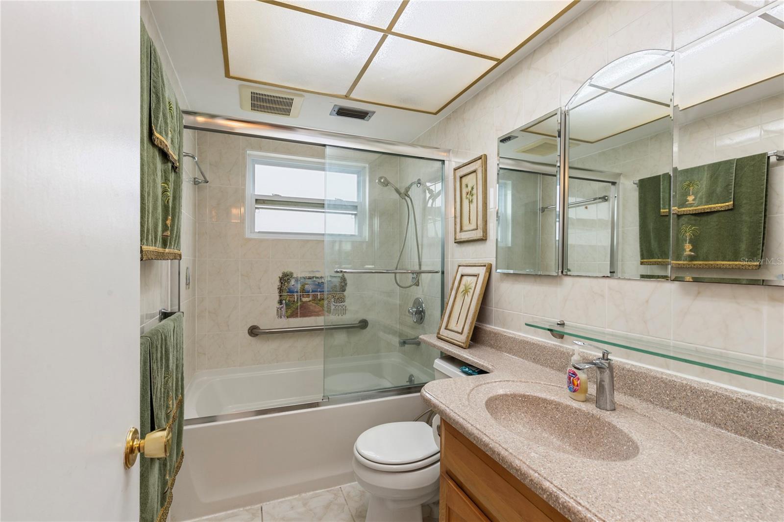 BEACON SQUARE - Residential