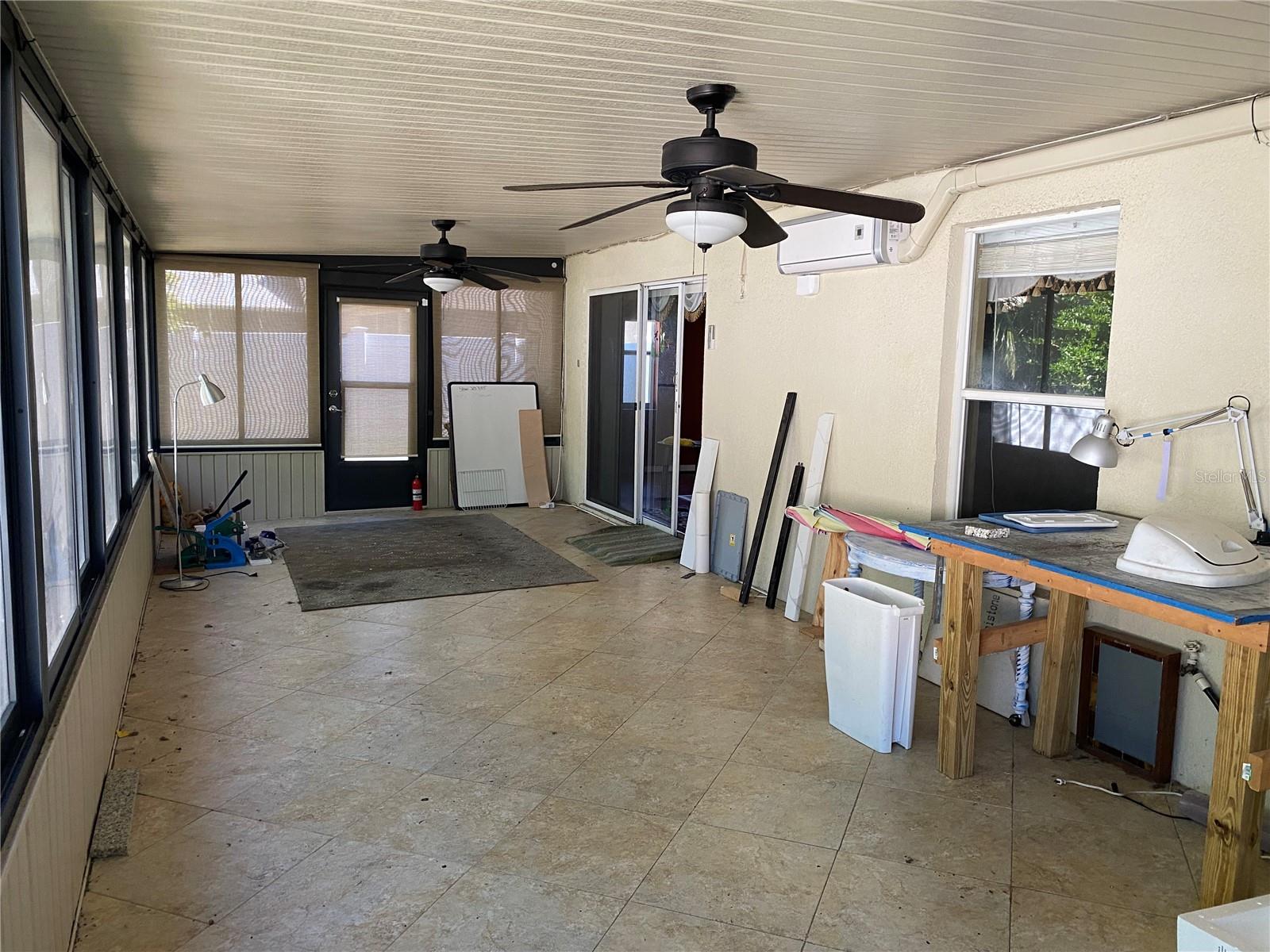 PHILLIPS OAKS - Residential