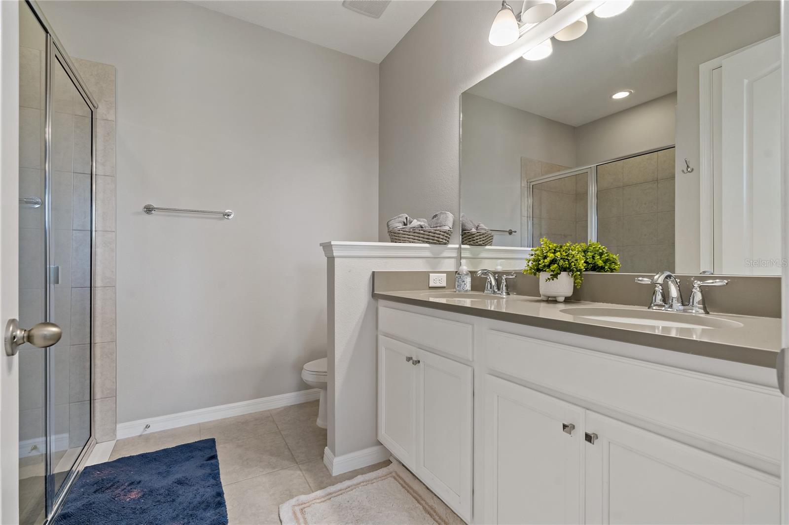 ROSEDALE ADD PH II - Residential Lease