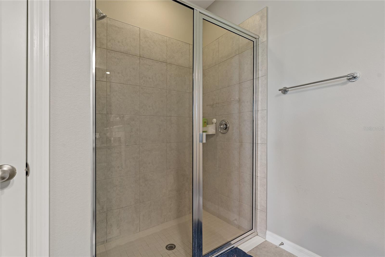 ROSEDALE ADD PH II - Residential Lease