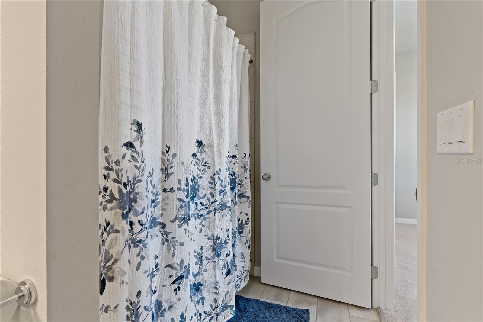 ROSEDALE ADD PH II - Residential Lease