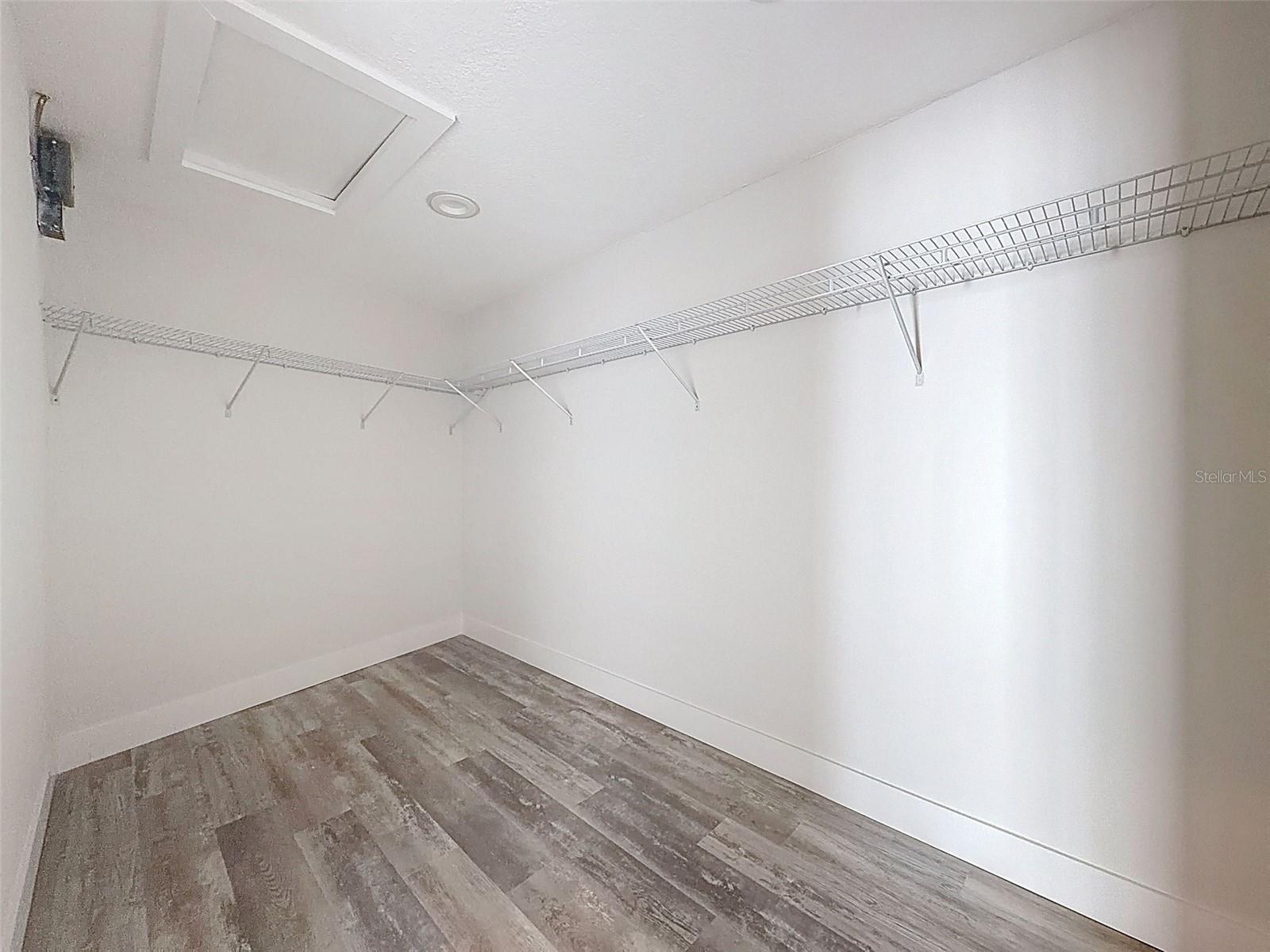 FLOR A MAR - Residential