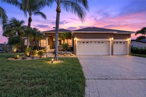 Photo of 761 Kingston Court, Apollo Beach, FL 33572 (MLS # TB8558284)