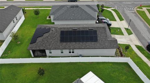 A home in AUBURNDALE