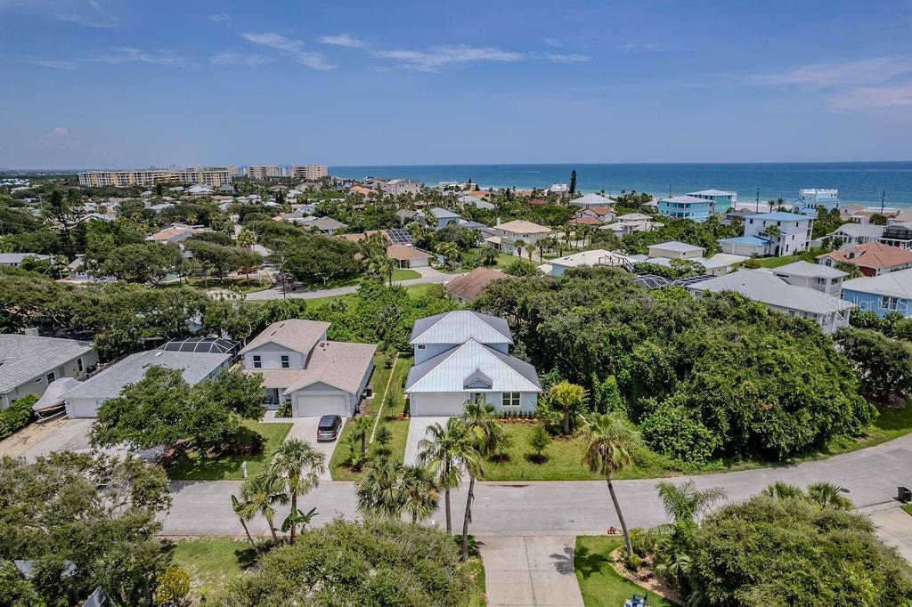 LIGHTHOUSE SHORES THRIFT - Residential