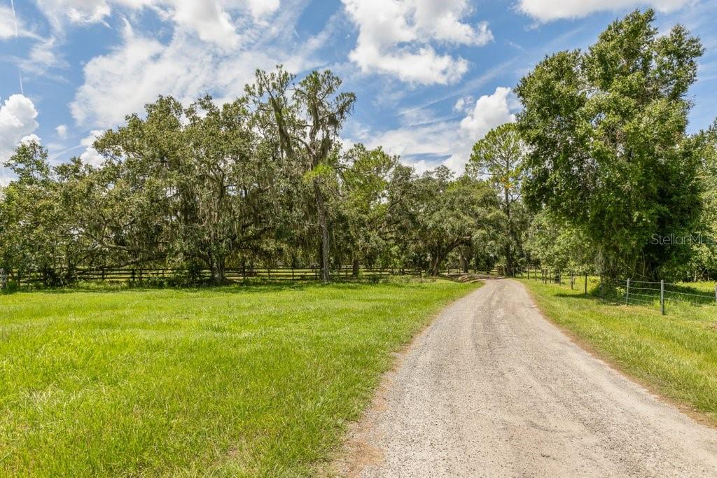 ST JOHNS DEV CO - Land