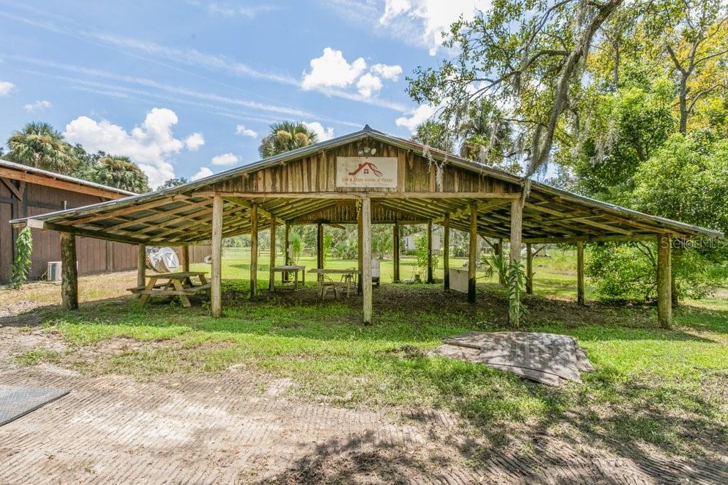 ST JOHNS DEV CO - Land