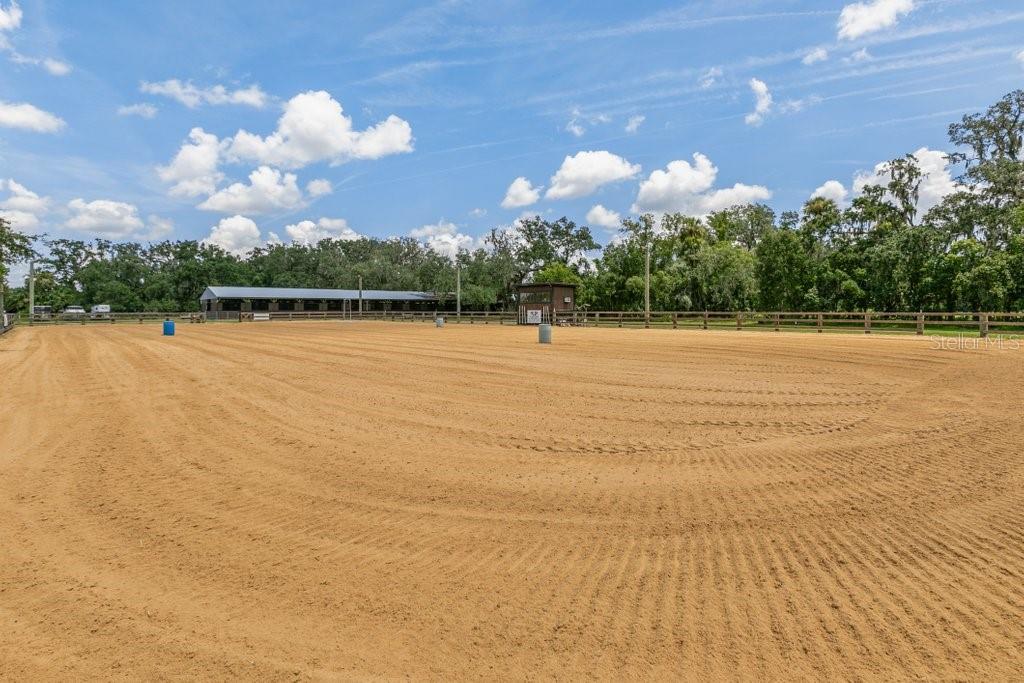ST JOHNS DEV CO - Land