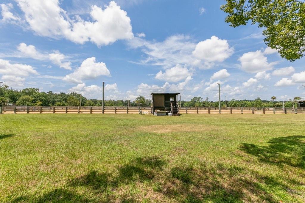 ST JOHNS DEV CO - Land