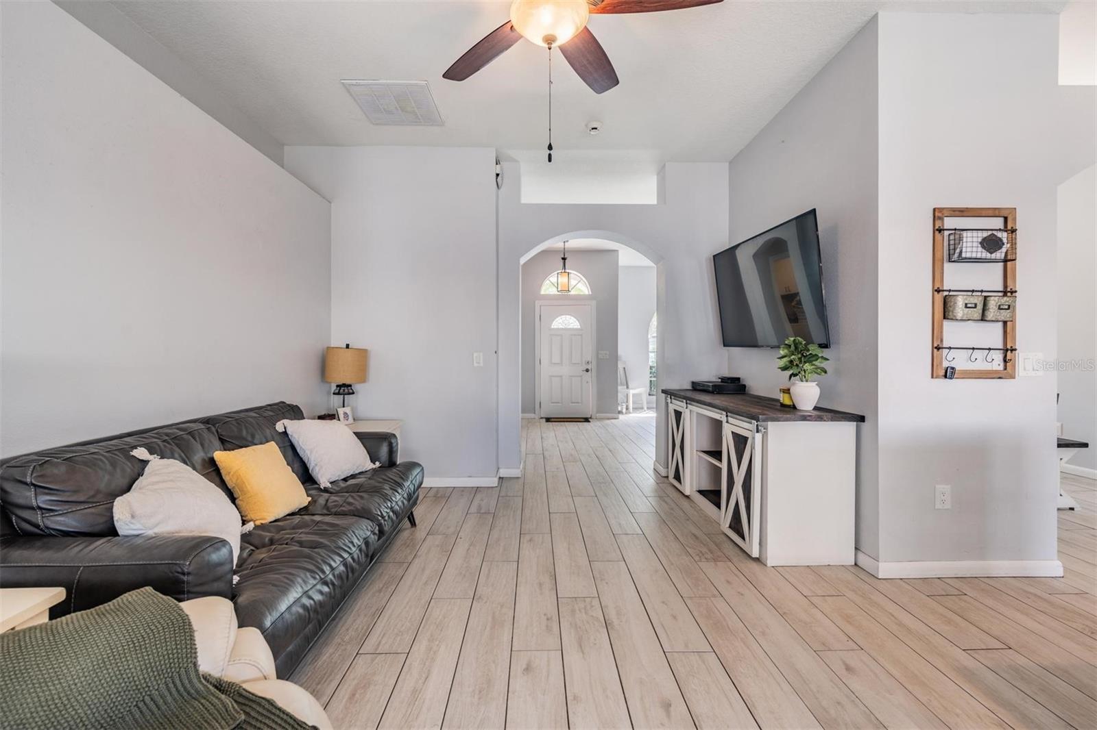 INDIAN OAKS - Residential