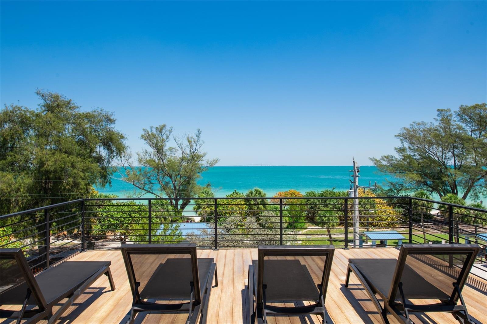 315 N BAY BOULEVARD