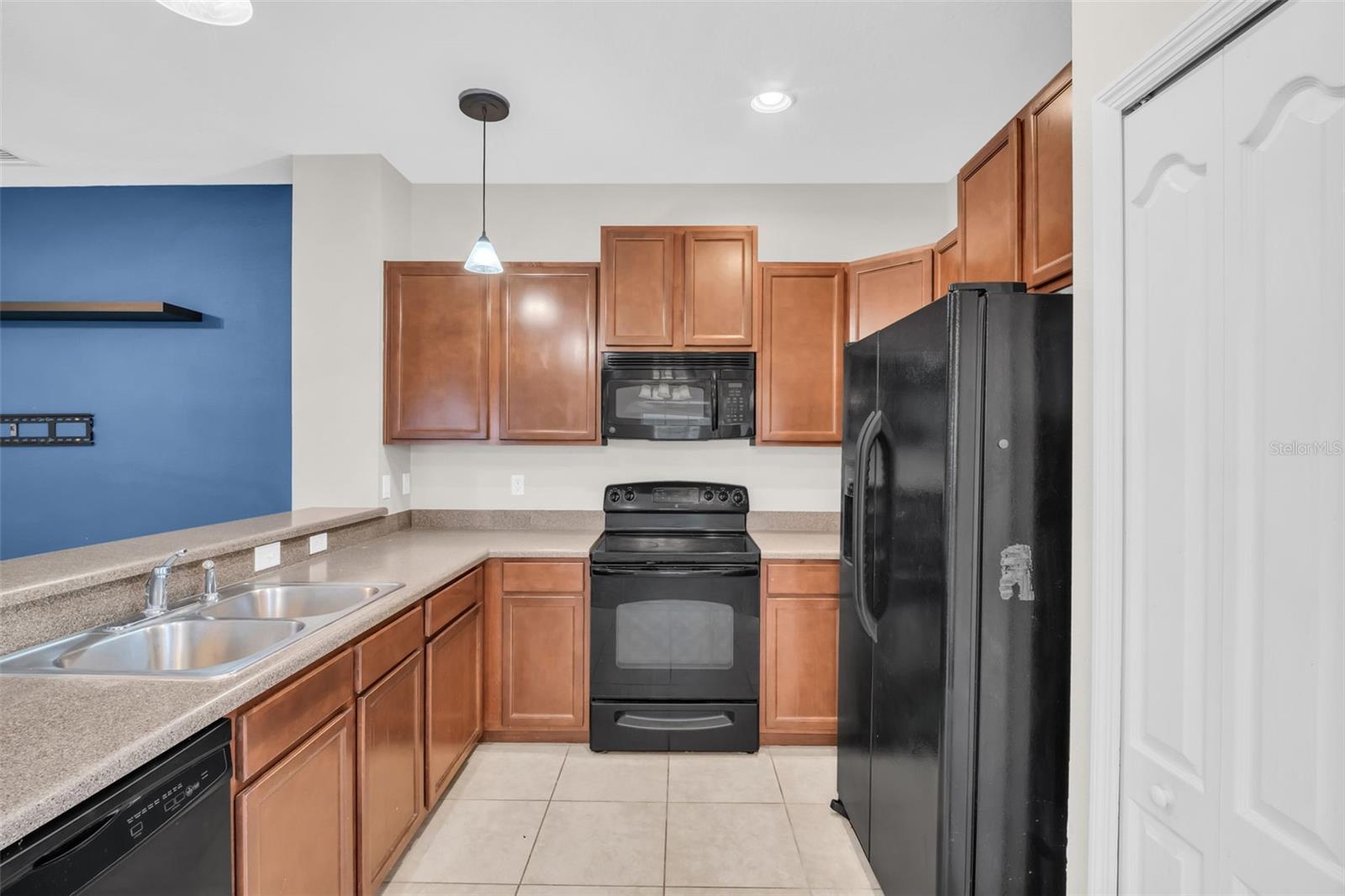 WALDEN WOODS REP - Residential