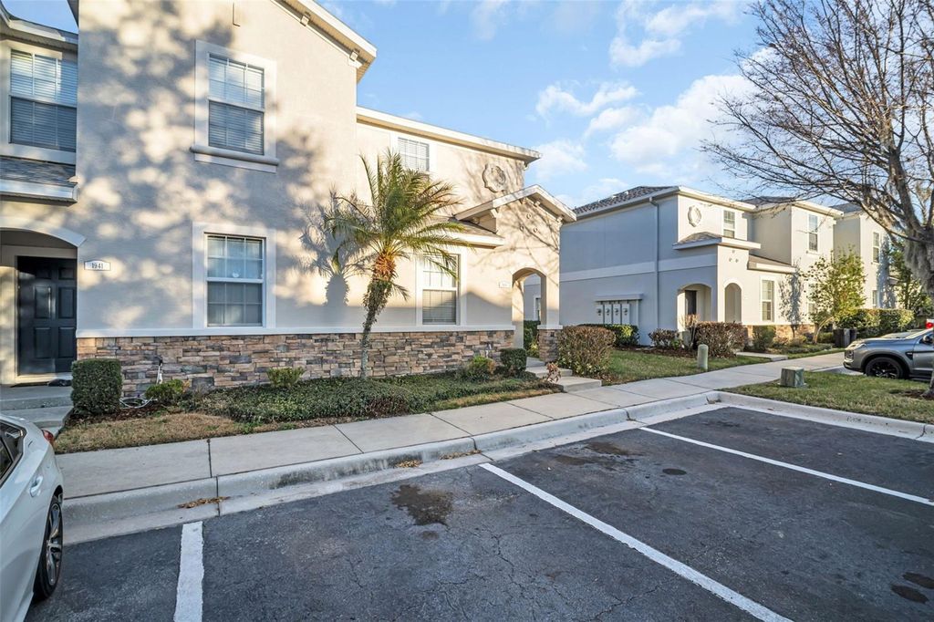 Photo of 1943 Greenwood Valley Drive, Plant City, FL 33563 (MLS # TB8478212)