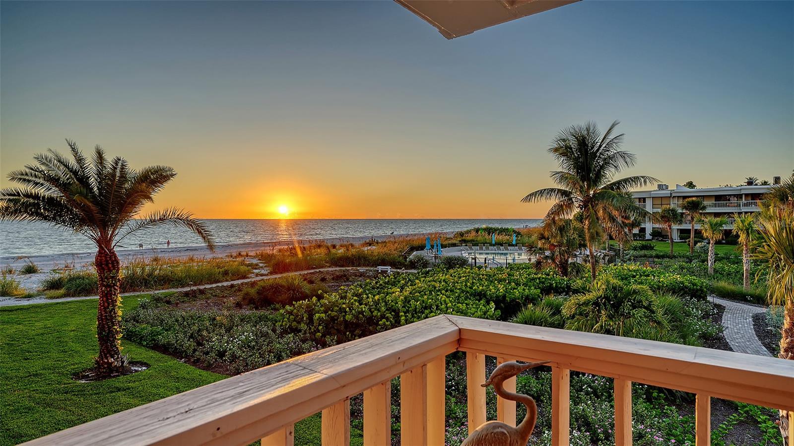 THE SHORE - Residential Lease