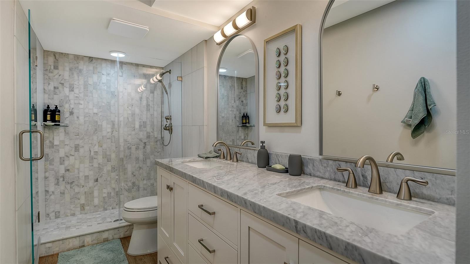 THE SHORE - Residential Lease