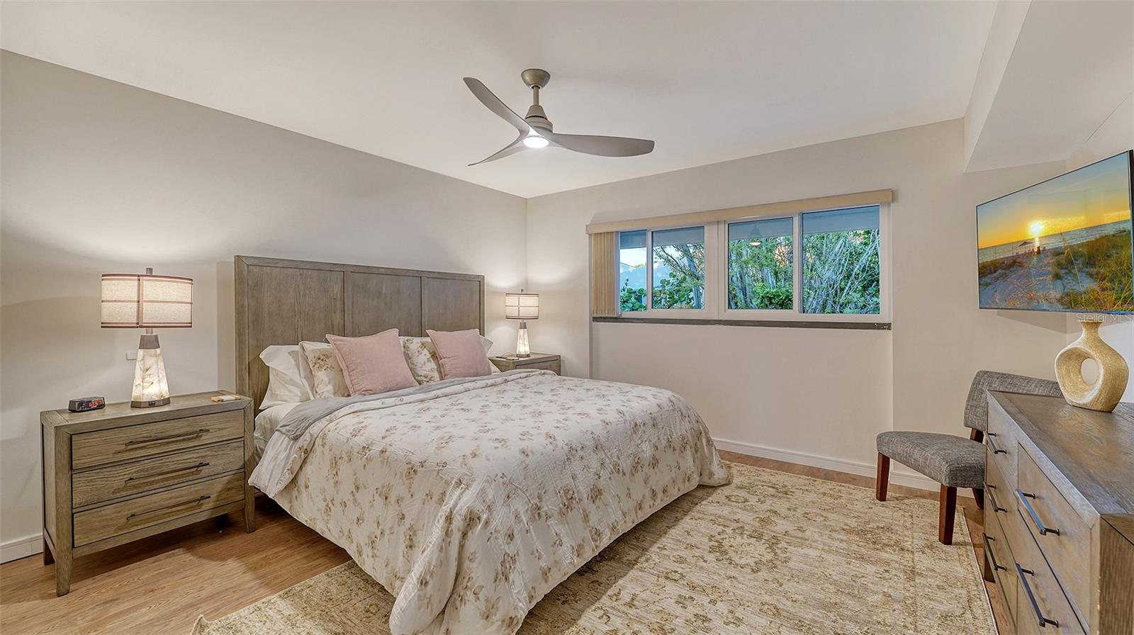 THE SHORE - Residential Lease