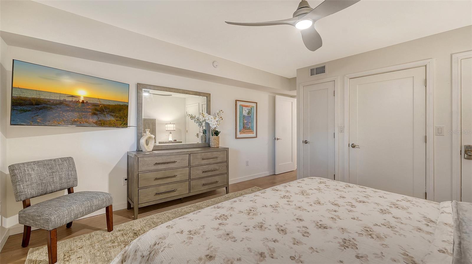 THE SHORE - Residential Lease