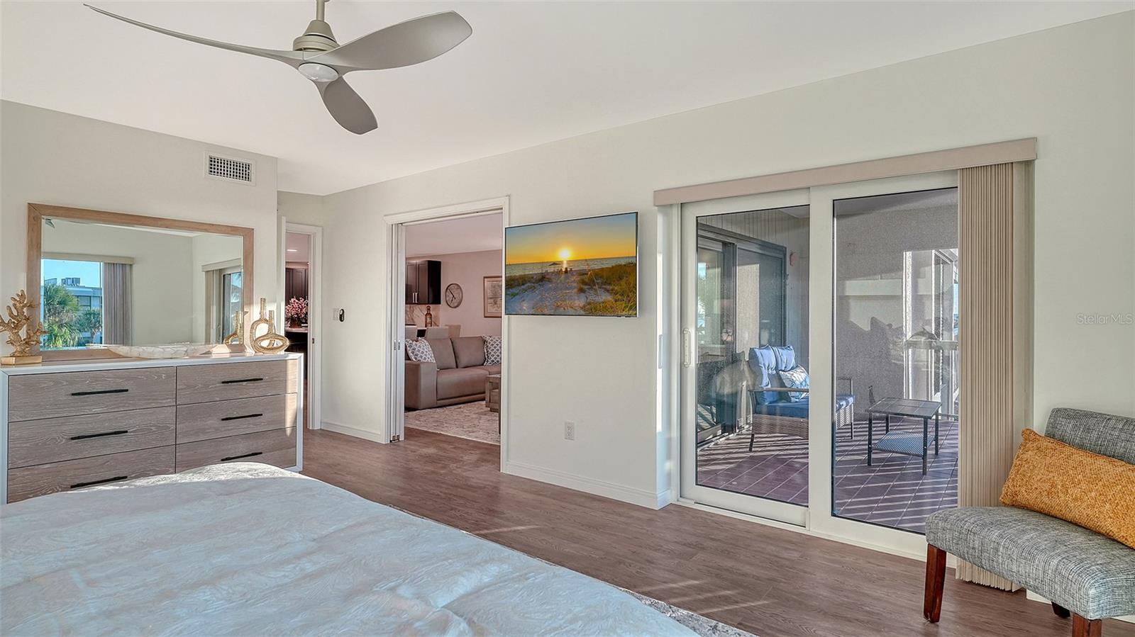 THE SHORE - Residential Lease