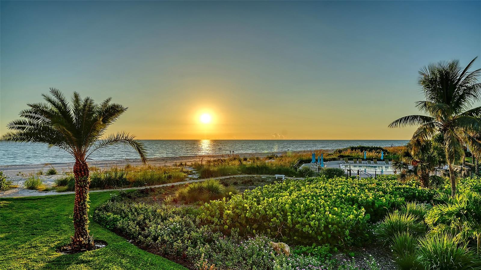 THE SHORE - Residential Lease