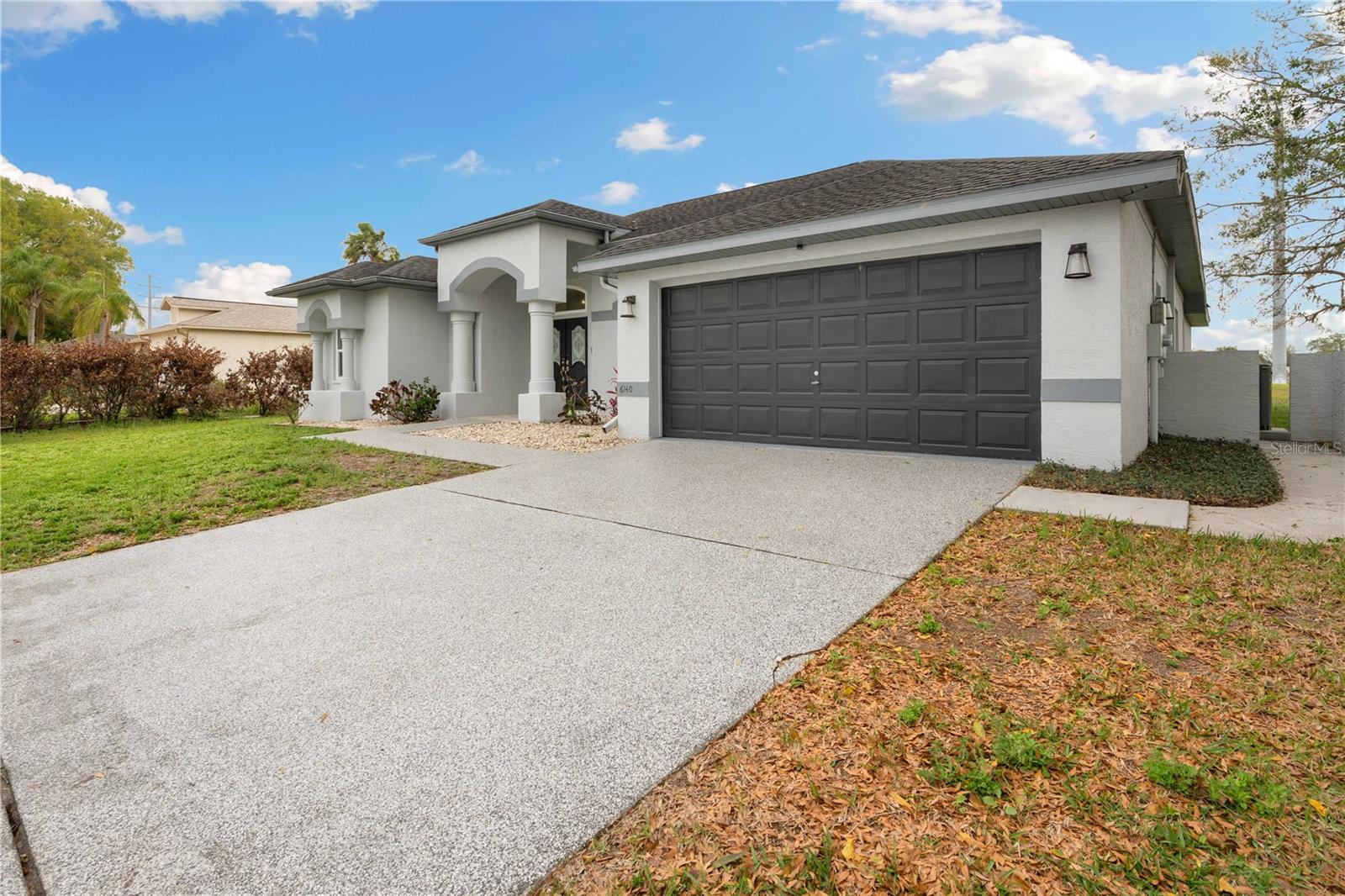 6140 SILVER OAKS DRIVE
