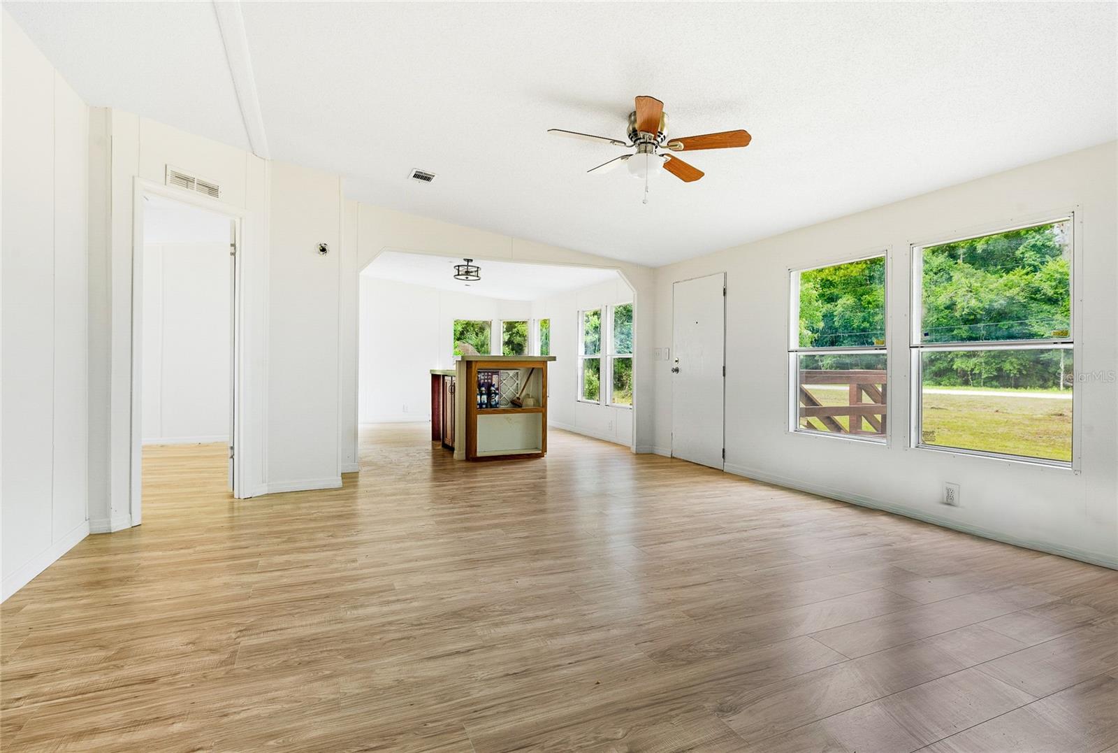 DAYTONA NORTH - Residential