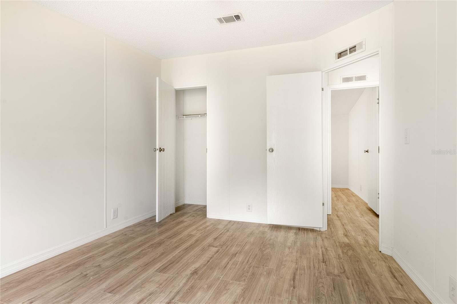 DAYTONA NORTH - Residential