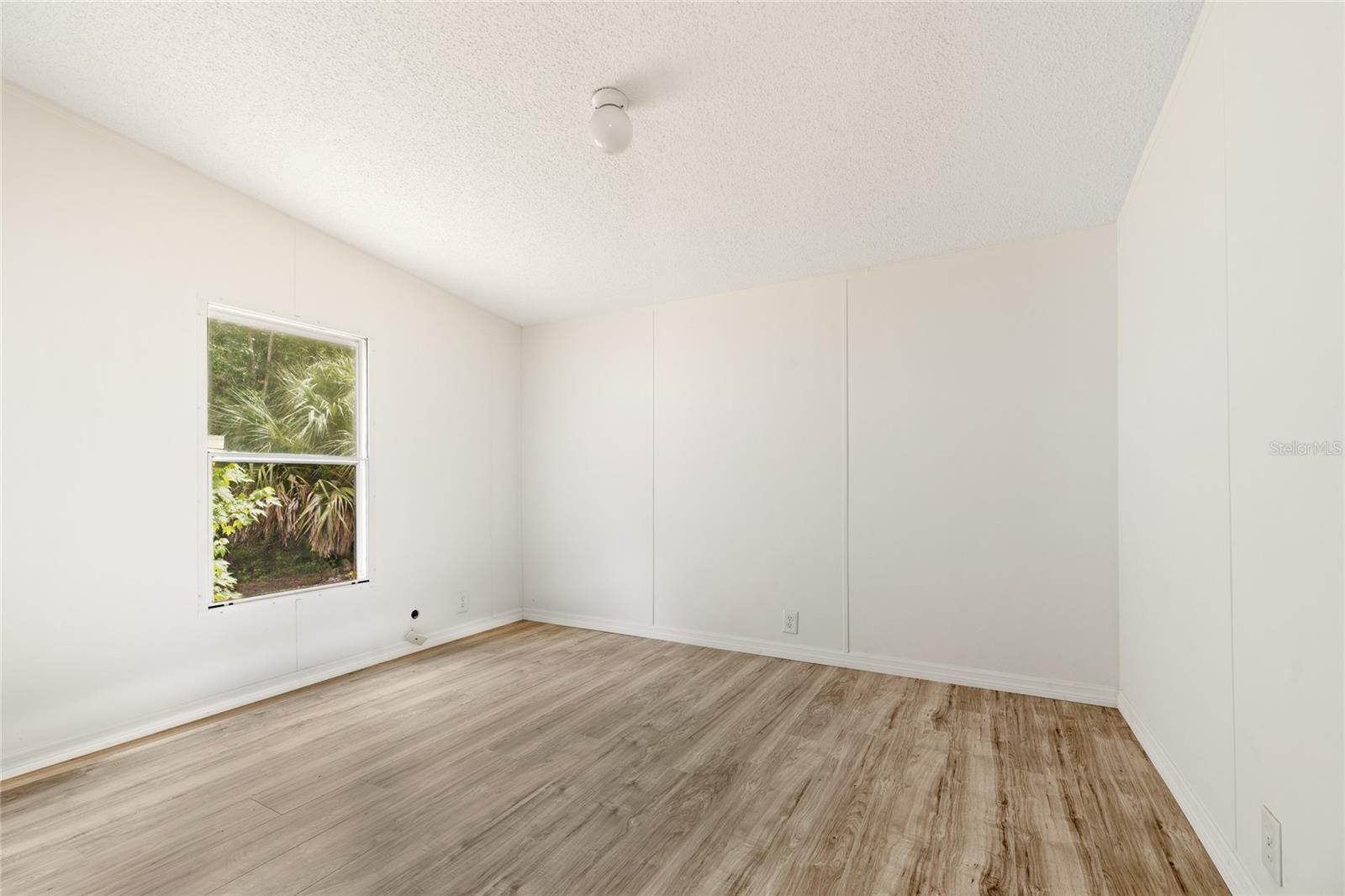 DAYTONA NORTH - Residential