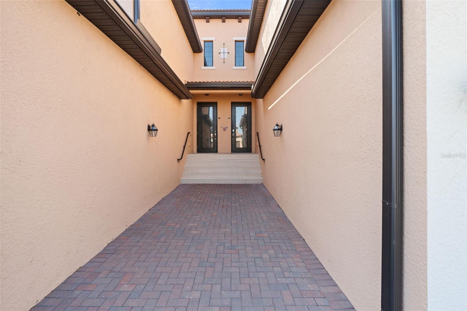 10820 TARFLOWER DRIVE 202