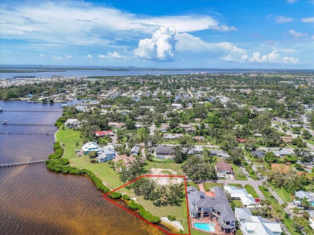 Photo of 2110 4th Street Court W, Palmetto, FL 34221 (MLS # A4662103)