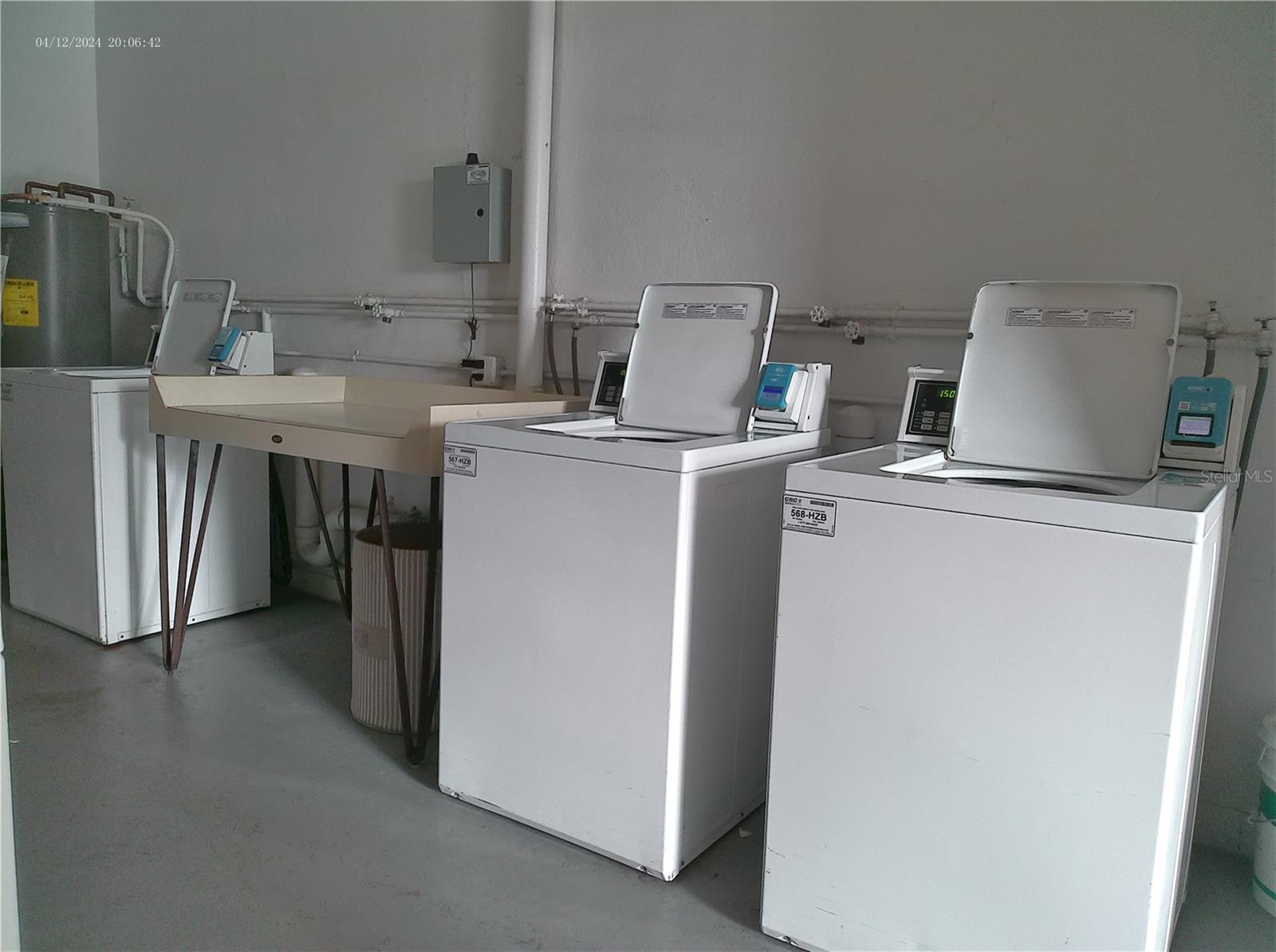 ON TOP OF THE WORLD - Residential