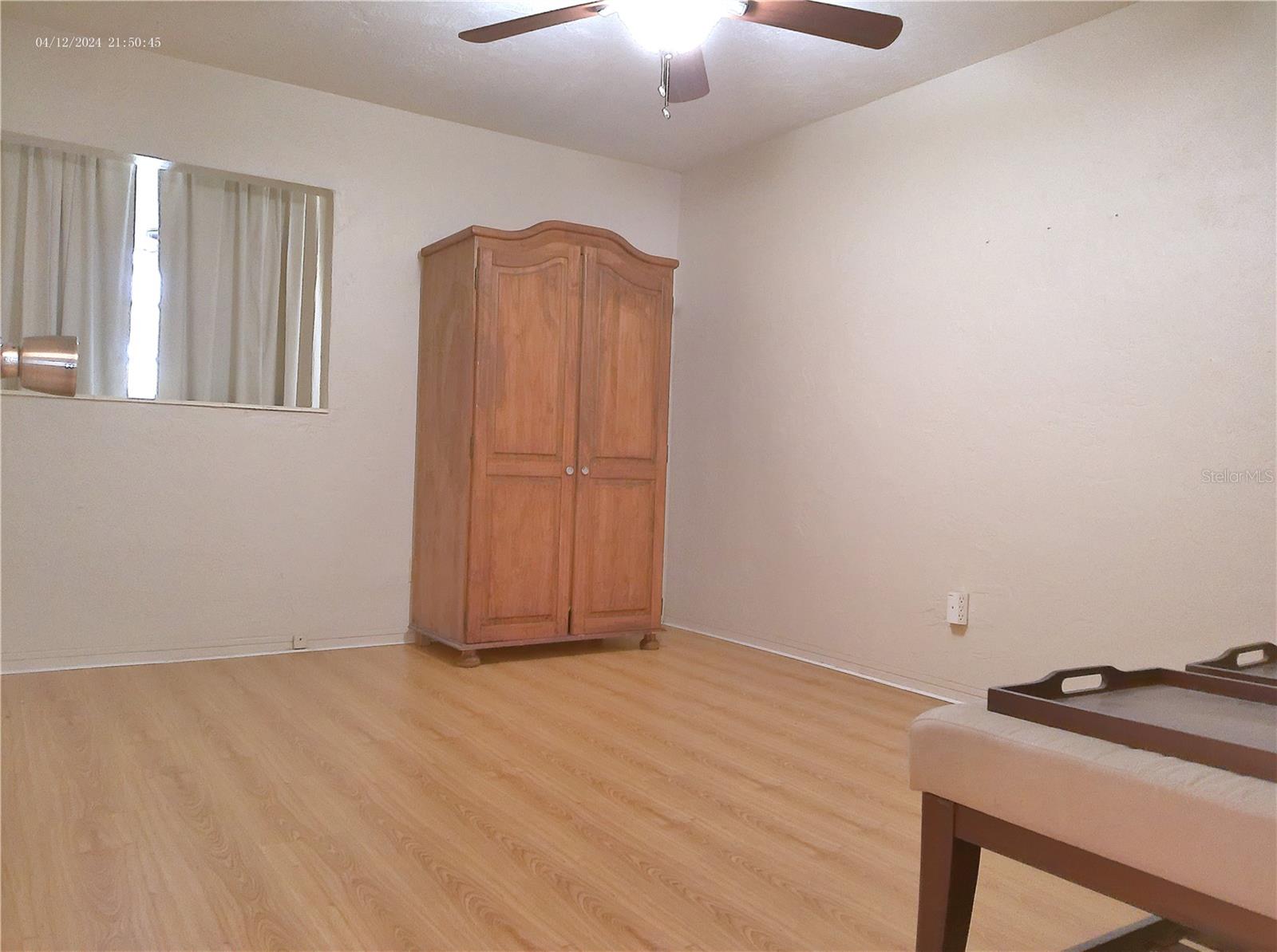 ON TOP OF THE WORLD - Residential