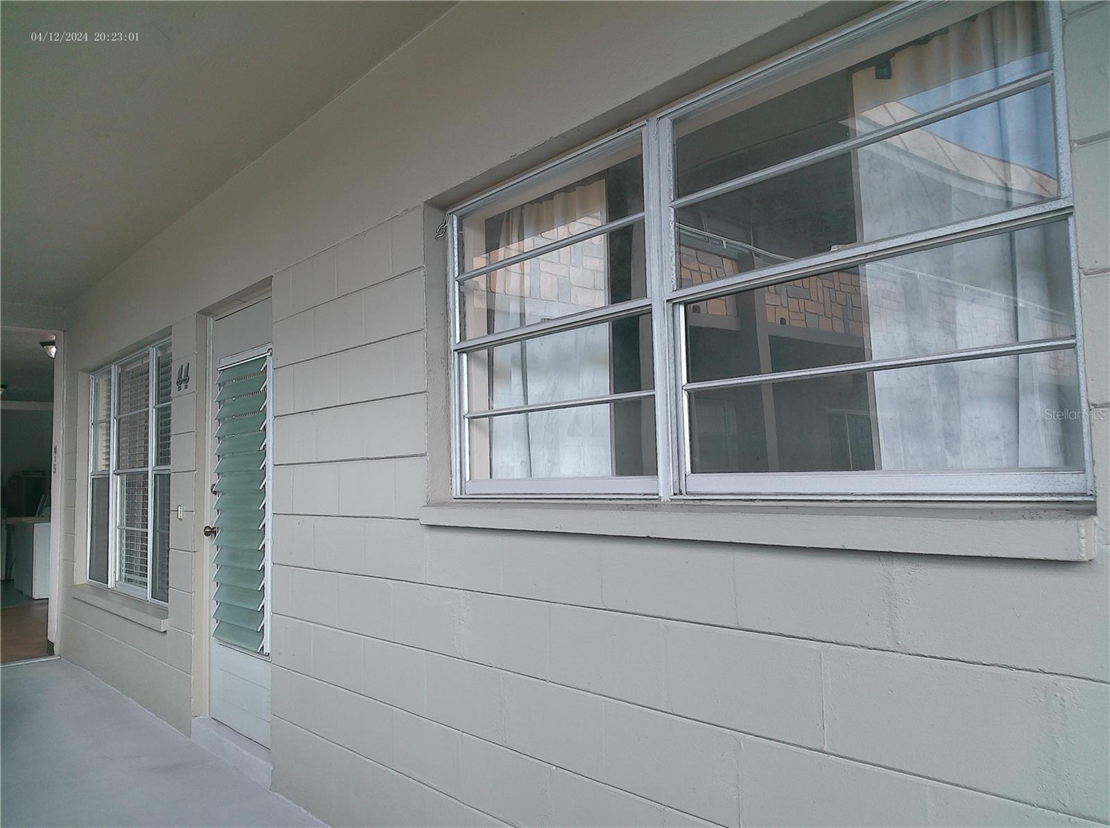 ON TOP OF THE WORLD - Residential