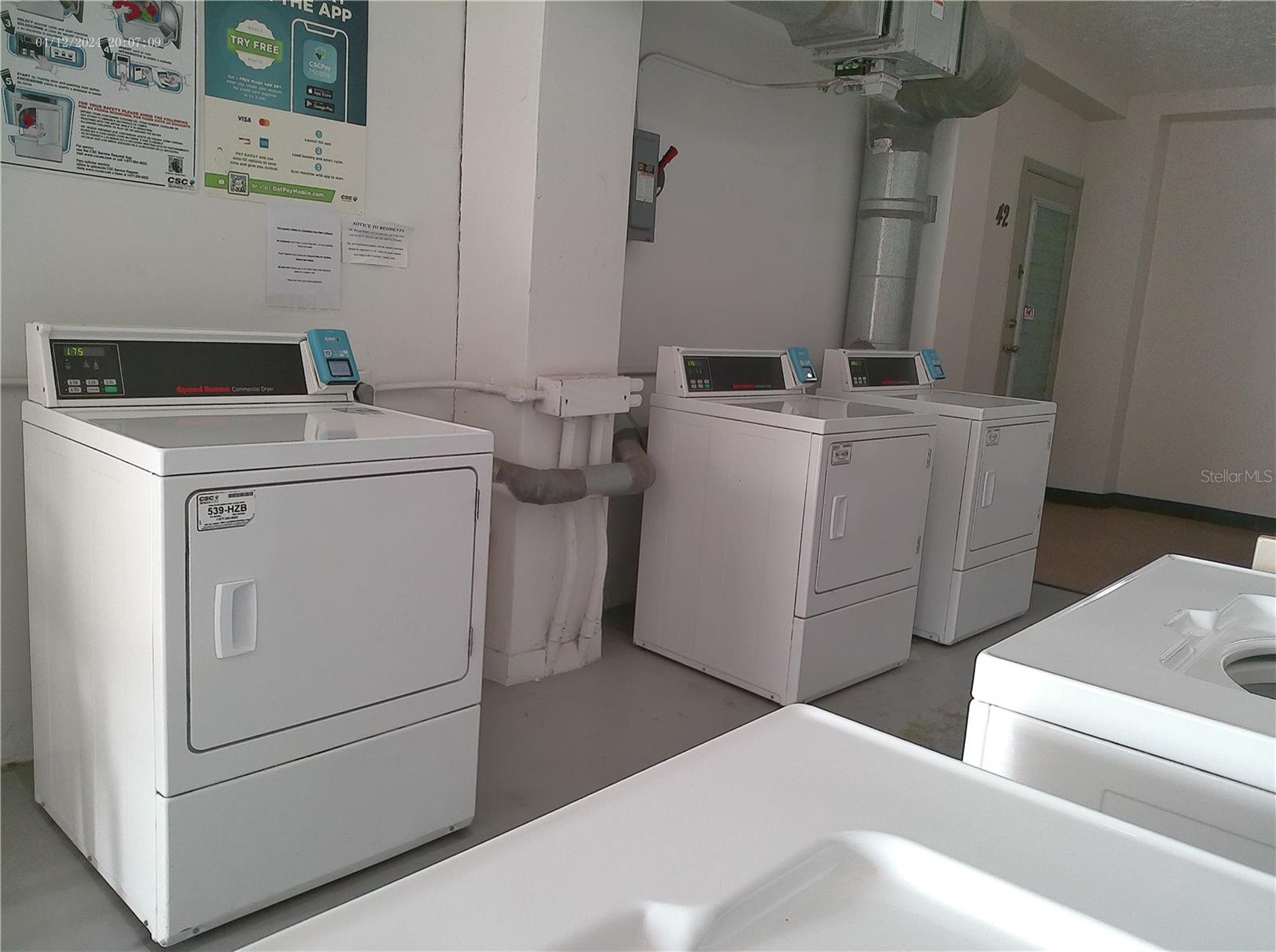 ON TOP OF THE WORLD - Residential