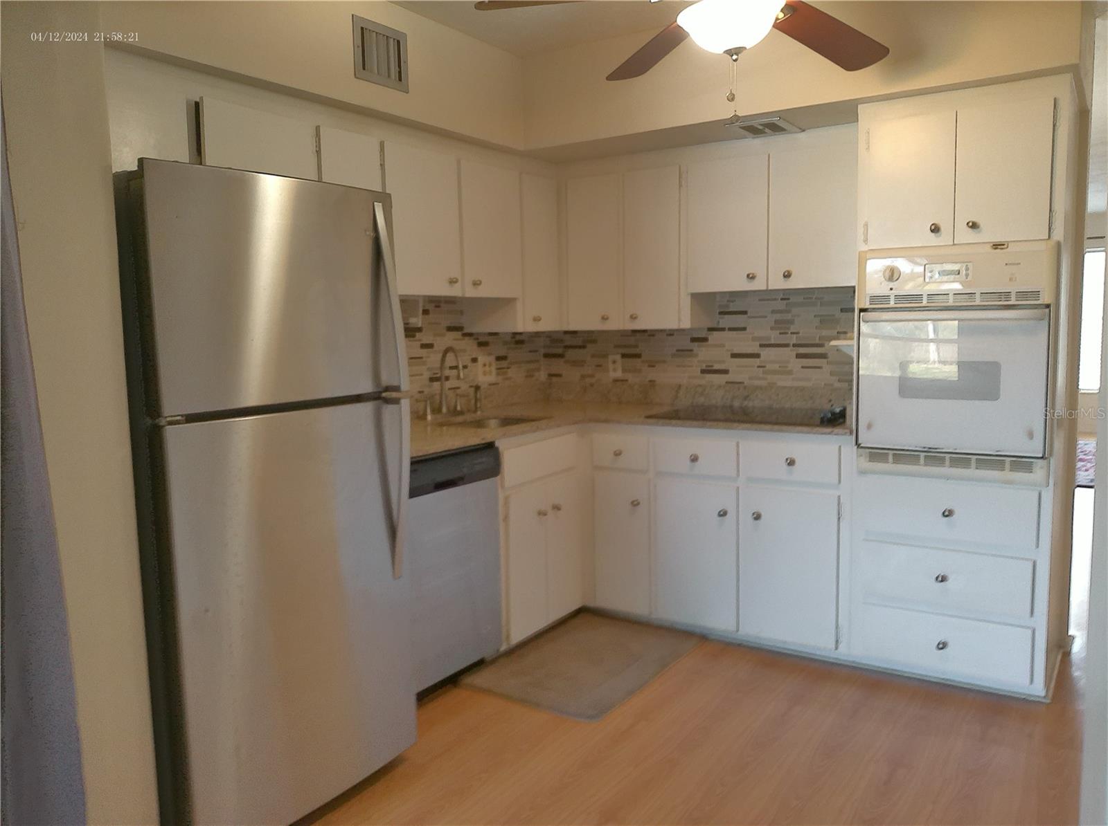 ON TOP OF THE WORLD - Residential