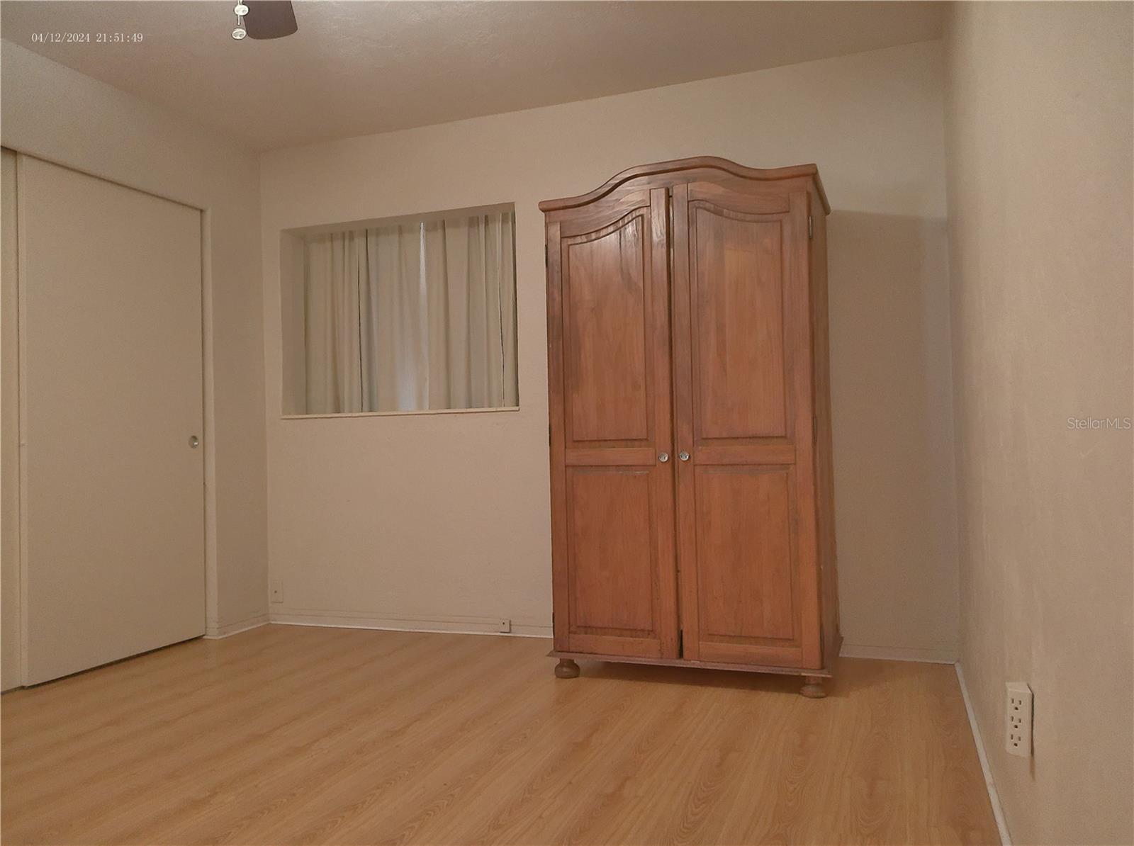 ON TOP OF THE WORLD - Residential