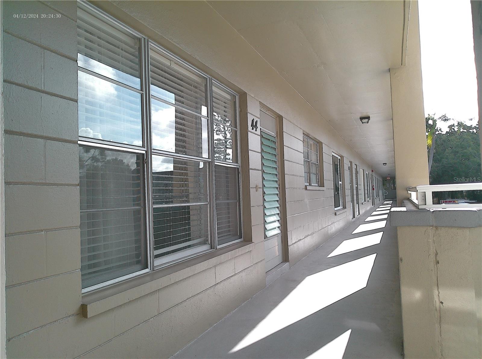 ON TOP OF THE WORLD - Residential