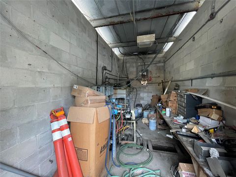 Tiny photo for 770 E Hathaway Avenue, Bronson, FL 32621 (MLS # GC536919)