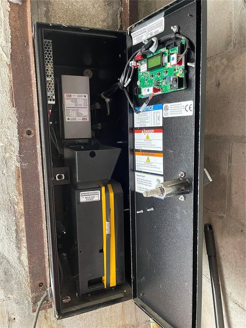 Tiny photo for 770 E Hathaway Avenue, Bronson, FL 32621 (MLS # GC536919)