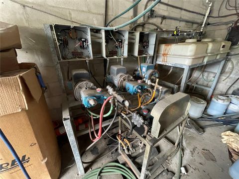 Tiny photo for 770 E Hathaway Avenue, Bronson, FL 32621 (MLS # GC536919)