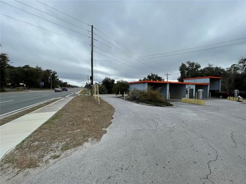 Tiny photo for 770 E Hathaway Avenue, Bronson, FL 32621 (MLS # GC536919)