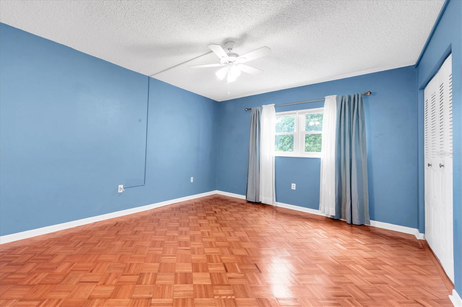 PATRICIAN OAKS - Residential