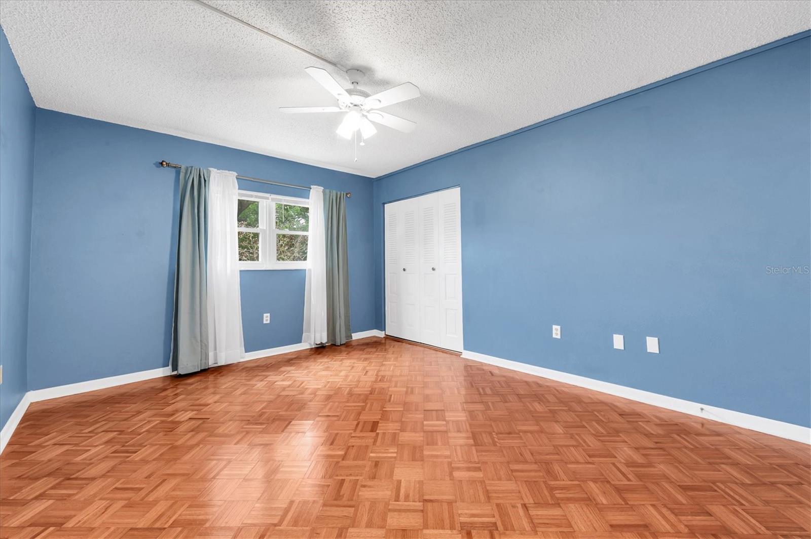 PATRICIAN OAKS - Residential