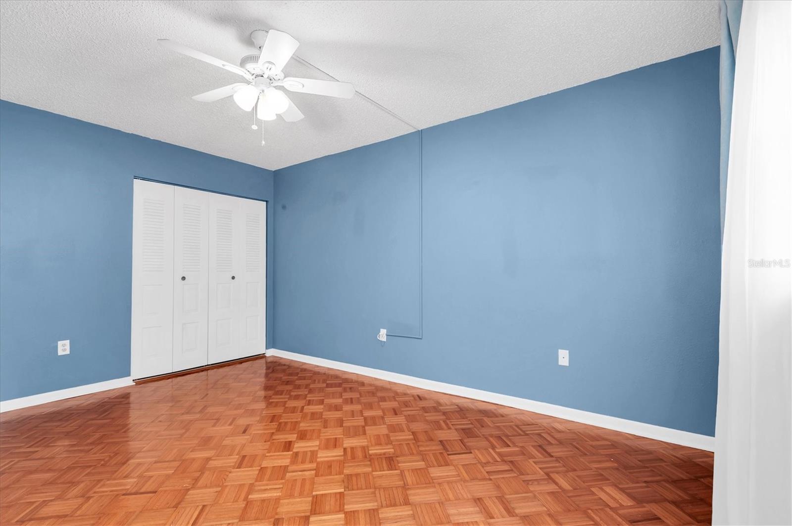 PATRICIAN OAKS - Residential