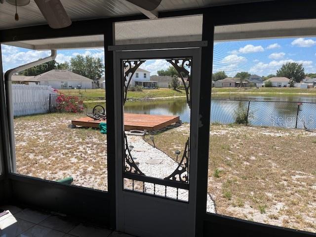 QUEENS COVE - Residential