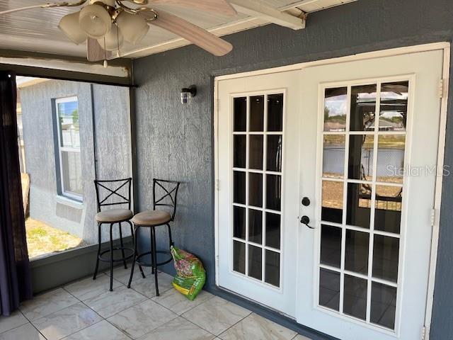 QUEENS COVE - Residential