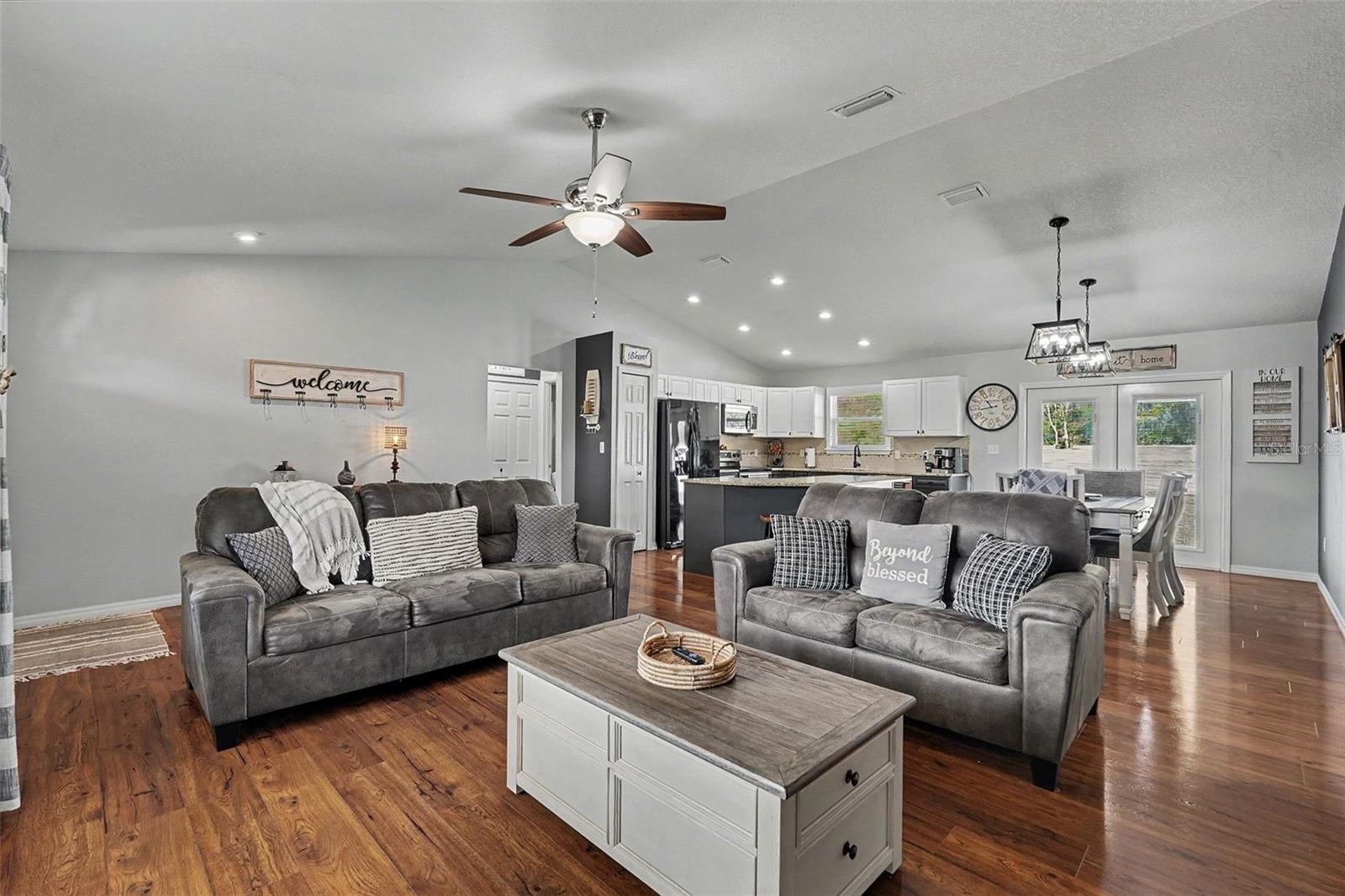 SPRING HILL UNIT 9 - Residential