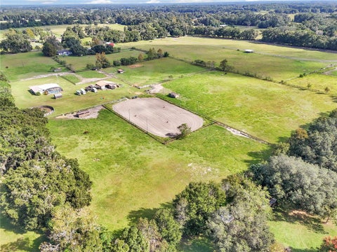 Tiny photo for 400 NE 140th Street, Citra, FL 32113 (MLS # OM734959)