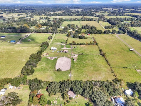 Tiny photo for 400 NE 140th Street, Citra, FL 32113 (MLS # OM734959)