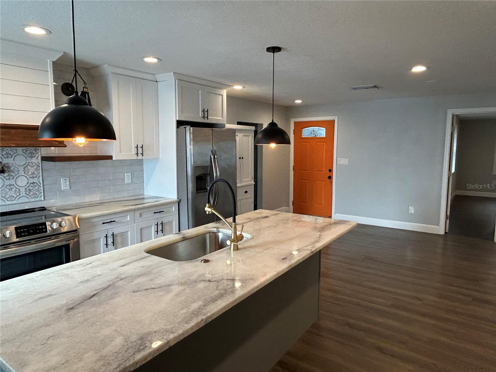 HAMNERS MARJORY B RENMAH - Residential Lease